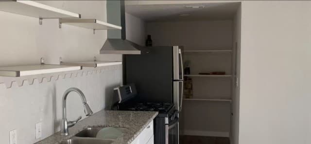 2-bedroom rental at 106 Kipling in San Antonio, TX — photo 4