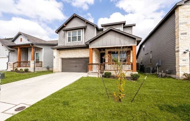 5-bedroom rental at 4820 Night Herder in St Hedwig, TX — photo 2