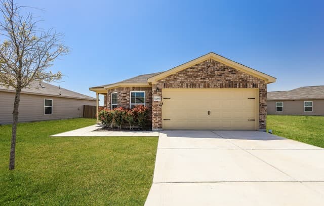 3-bedroom rental at 12266 Fish Hook in San Antonio, TX — photo 1