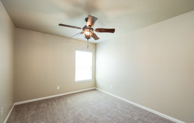 3-bedroom rental at 12266 Fish Hook in San Antonio, TX — photo 5