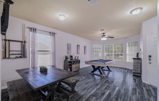 Home for sale at 732 Hollow Ridge in Schertz, TX — photo 4