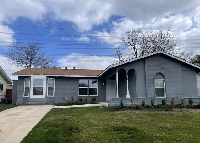 3-bedroom rental at 4843 Tennyson in San Antonio, TX — photo 3