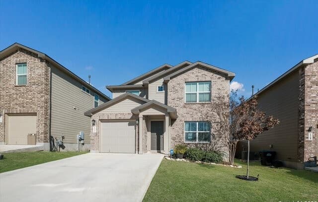 3-bedroom rental at 132 Black Scoter in San Antonio, TX — photo 3