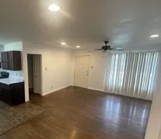 2-bedroom rental at 135 Willee Dr. in San Antonio, TX — photo 4