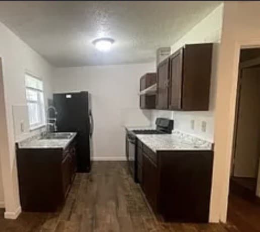 2-bedroom rental at 135 Willee Dr. in San Antonio, TX — photo 5