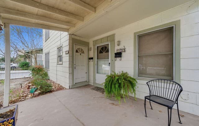 rental at 526 Fulton in San Antonio, TX — photo 2
