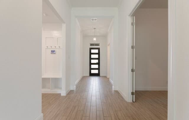 4-bedroom rental at 9307 Madler in San Antonio, TX — photo 3