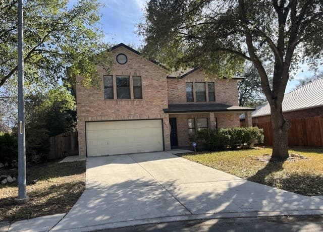 4-bedroom rental at 6310 Regency Crest in San Antonio, TX — photo 1