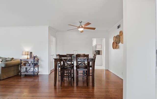 3-bedroom rental at 357 Tuttle Rd in Terrell Hills, TX — photo 3