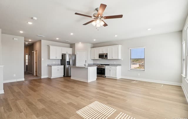 rental at 7150 Magnolia Creek in San Antonio, TX — photo 4