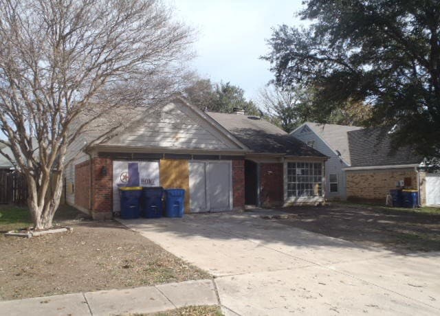 3-bedroom rental at 325 Sunrose Ln in Cibolo, TX — photo 3