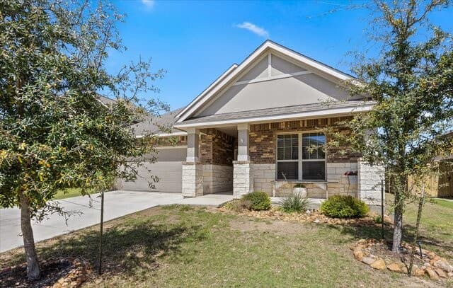 4-bedroom rental at 29739 Elkhorn Rdg in Fair Oaks Ranch, TX — photo 1