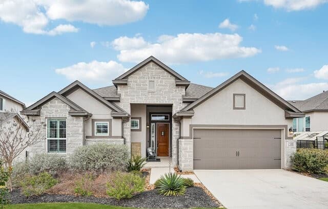 4-bedroom rental at 105 Vallejo in Boerne, TX — photo 5