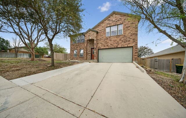 4-bedroom rental at 5001 Whisper Cv in Schertz, TX — photo 1