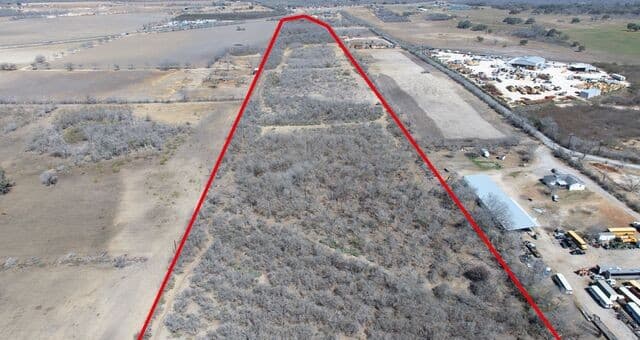 rental at 44± AC S Loop 1604 E in Elmendorf, TX — photo 2