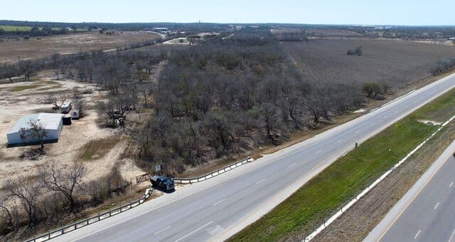 rental at 44± AC S Loop 1604 E in Elmendorf, TX — photo 5