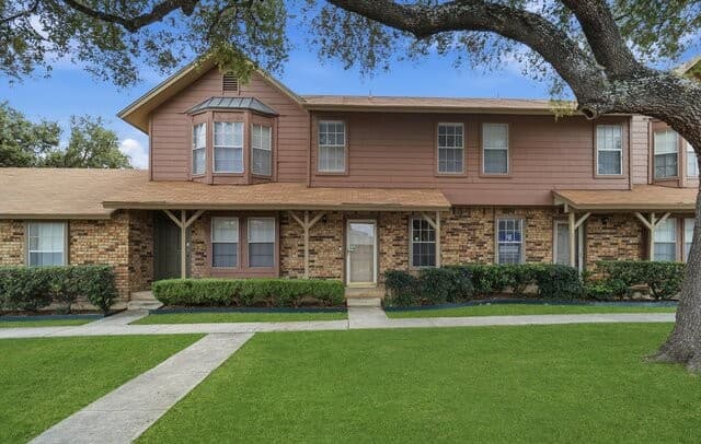 2-bedroom rental at 10254 Dover Ridge Unit 203 in San Antonio, TX — photo 1