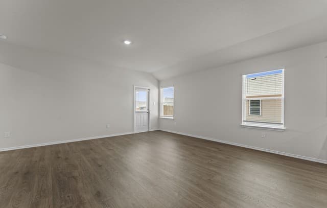 3-bedroom rental at 154 Double L Dr in Comfort, TX — photo 5