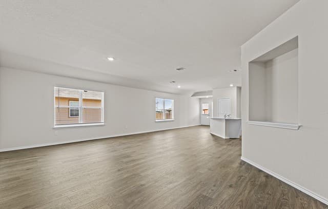 4-bedroom rental at 162 Double L Dr in Comfort, TX — photo 3