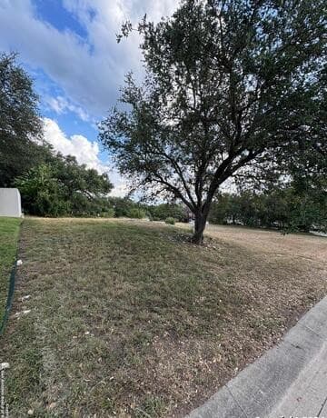 rental at 1438 Whisper Mtn in San Antonio, TX — photo 2