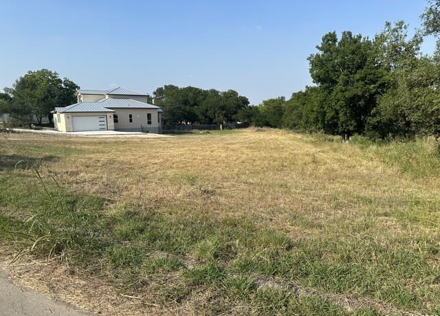 rental at 00 River Bluff in Castroville, TX — photo 4