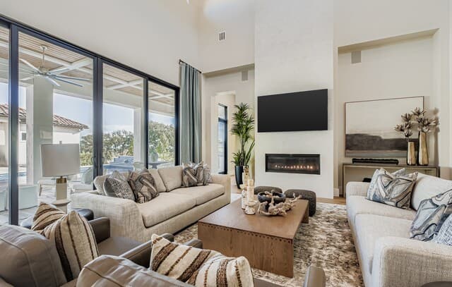 4-bedroom rental at 11406 Montell Point in Boerne, TX — photo 5