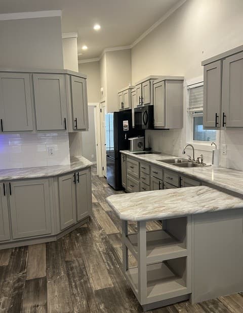 1-bedroom rental at 275 Siesta in Bandera, TX — photo 5