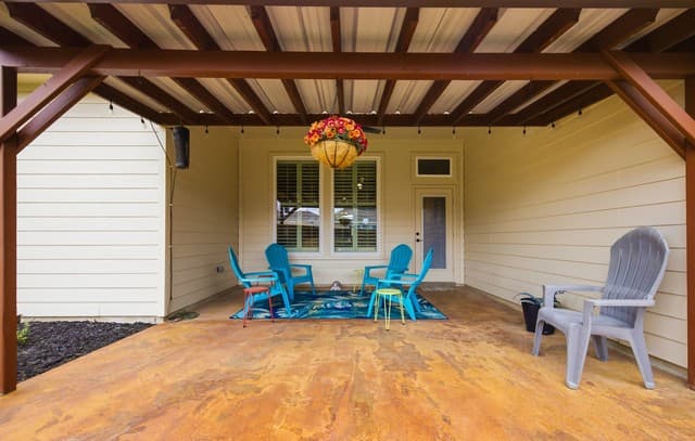 3-bedroom rental at 244 Flint Rd in Cibolo, TX — photo 4