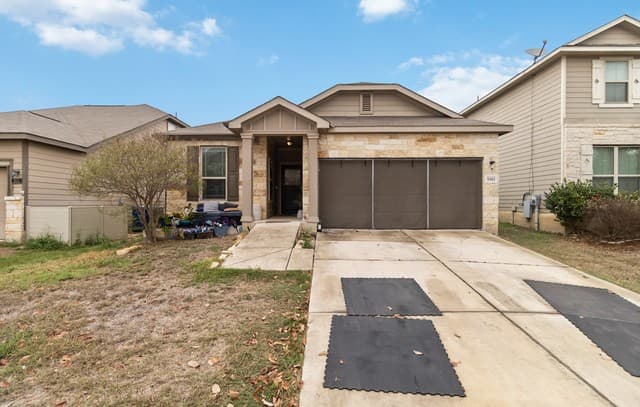3-bedroom rental at 5903 Tranquil Dawn in San Antonio, TX — photo 1