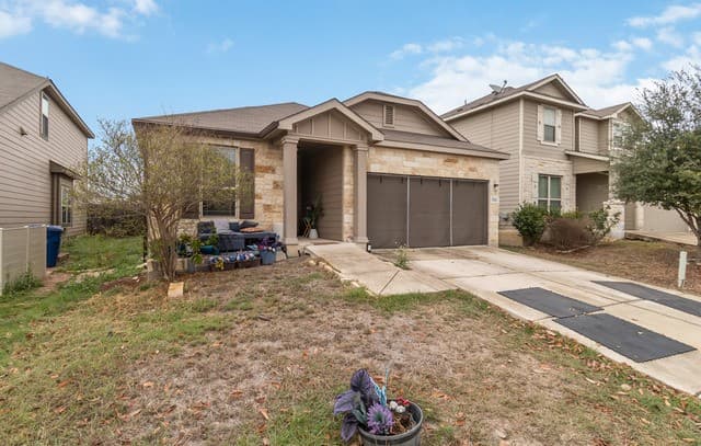 3-bedroom rental at 5903 Tranquil Dawn in San Antonio, TX — photo 3