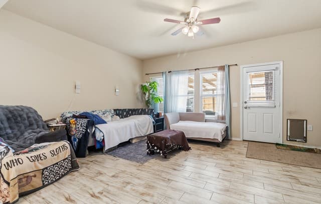 3-bedroom rental at 5903 Tranquil Dawn in San Antonio, TX — photo 5