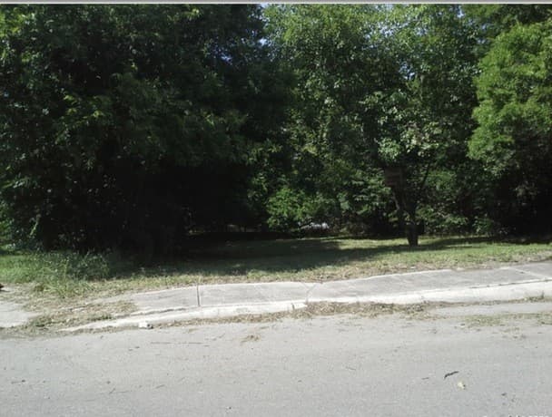 rental at 611 Belmont in San Antonio, TX — photo 3