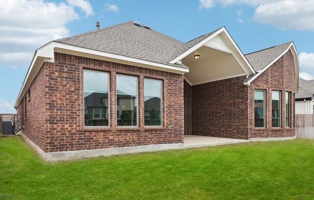4-bedroom rental at 9717 Van Horn in San Antonio, TX — photo 3