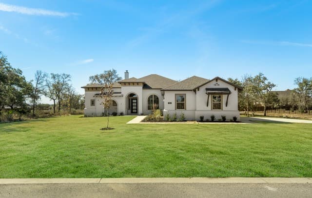 3-bedroom rental at 159 Bauer in Castroville, TX — photo 1