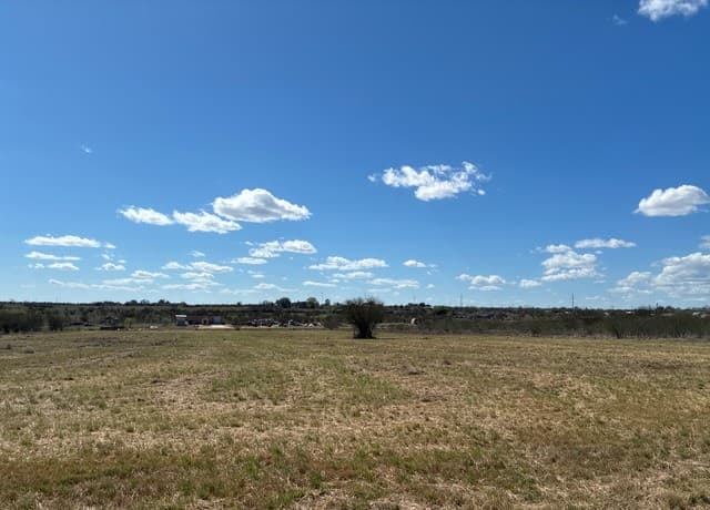 rental at 3373 Wetz in Marion, TX — photo 3