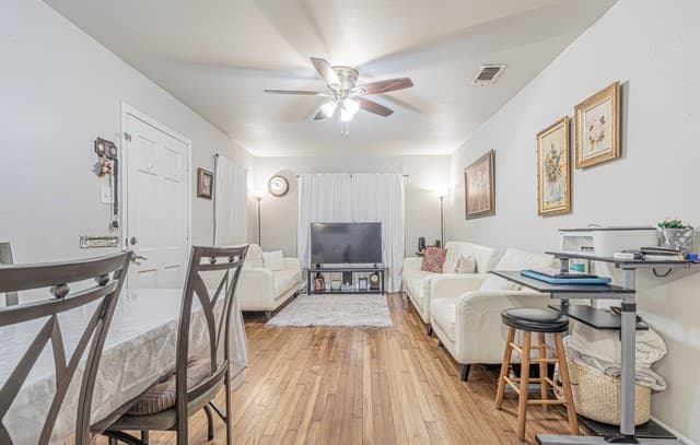 4-bedroom rental at 130 Hub in San Antonio, TX — photo 5