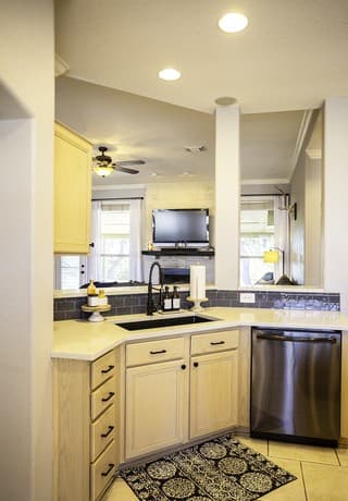 3-bedroom rental at 157 Park Rd in Bandera, TX — photo 5