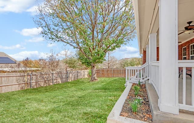 3-bedroom rental at 13907 Bressani in Live Oak, TX — photo 5