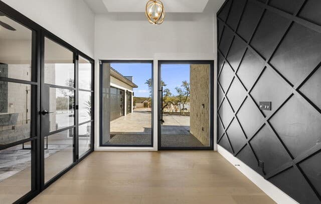 4-bedroom rental at 108 Fortunate Son in Boerne, TX — photo 4