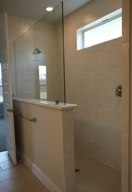 4-bedroom rental at 307 Canton Chase in Schertz, TX — photo 2