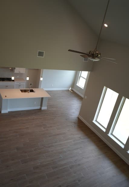 4-bedroom rental at 307 Canton Chase in Schertz, TX — photo 5