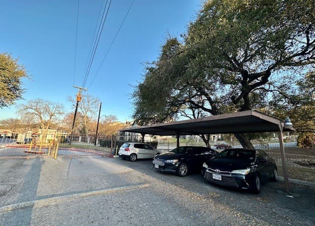 3-bedroom rental at 4107 Medical Dr Unit 1203 in San Antonio, TX — photo 4
