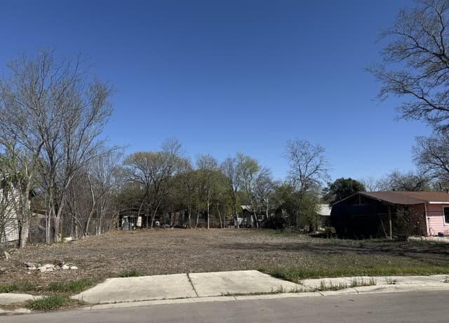 rental at 230 & 226 Dolores Ave in San Antonio, TX — photo 2