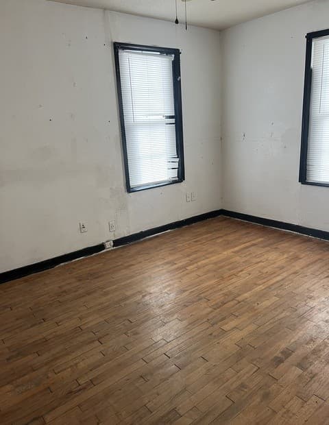 2-bedroom rental at 1539 W Mariposa in San Antonio, TX — photo 5