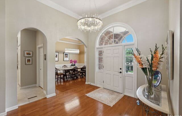 4-bedroom rental at 10 Inwood Manor in San Antonio, TX — photo 3