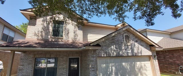 3-bedroom rental at 6638 Old Theater in San Antonio, TX — photo 4