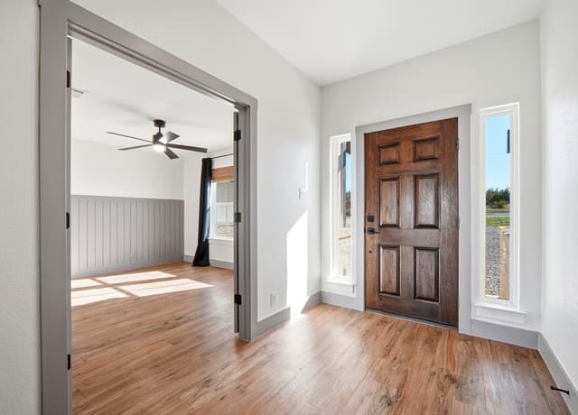 4-bedroom rental at 101 N Jerry Gray in Blanco, TX — photo 5