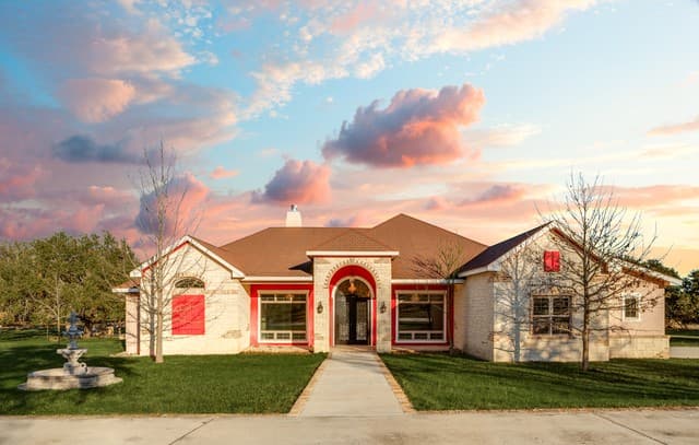 4-bedroom rental at 419 Rodalyn Drive in Boerne, TX — photo 2