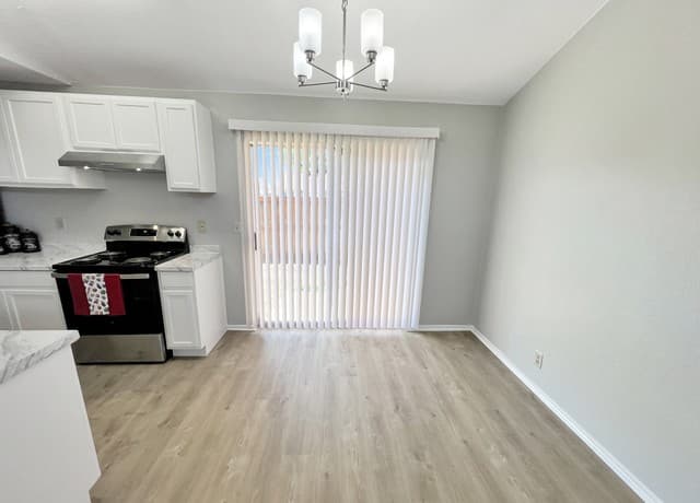 2-bedroom rental at 9140 Timber Path Unit UNIT 2604 in San Antonio, TX — photo 5