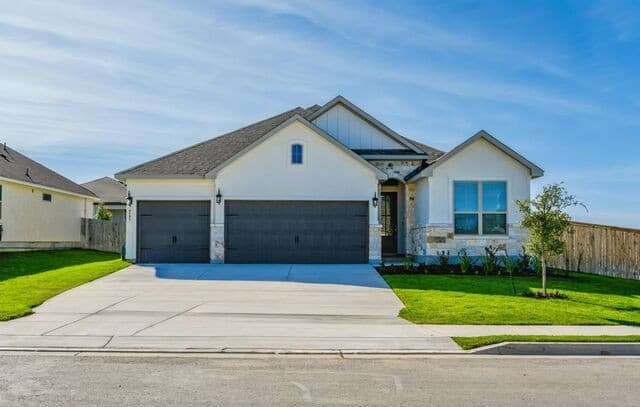 3-bedroom rental at 4197 Garden in Marion, TX — photo 1
